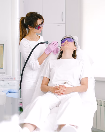 L'épilation laser chez le dermatologue : un soin sûr pour les peaux sensibles